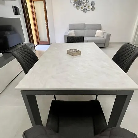 Picasso Apartment *