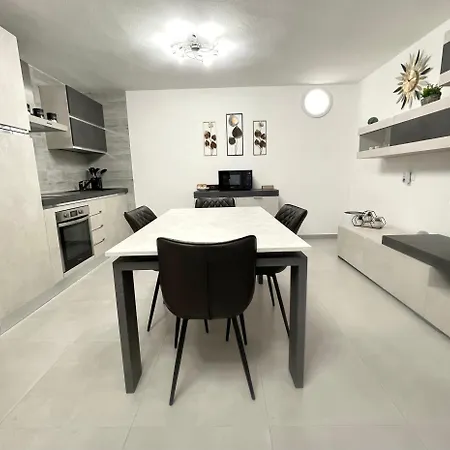 Apartment Picasso Villasimius